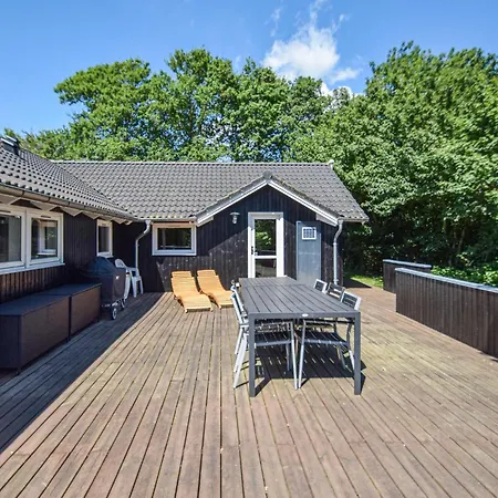 펜션 Svalevaenget X *